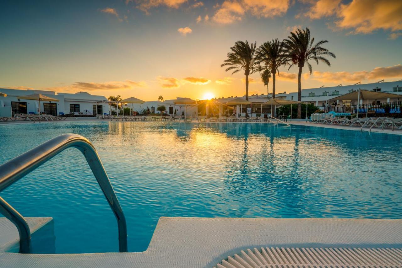 Apartamentos Santa Rosa Costa Teguise Ngoại thất bức ảnh